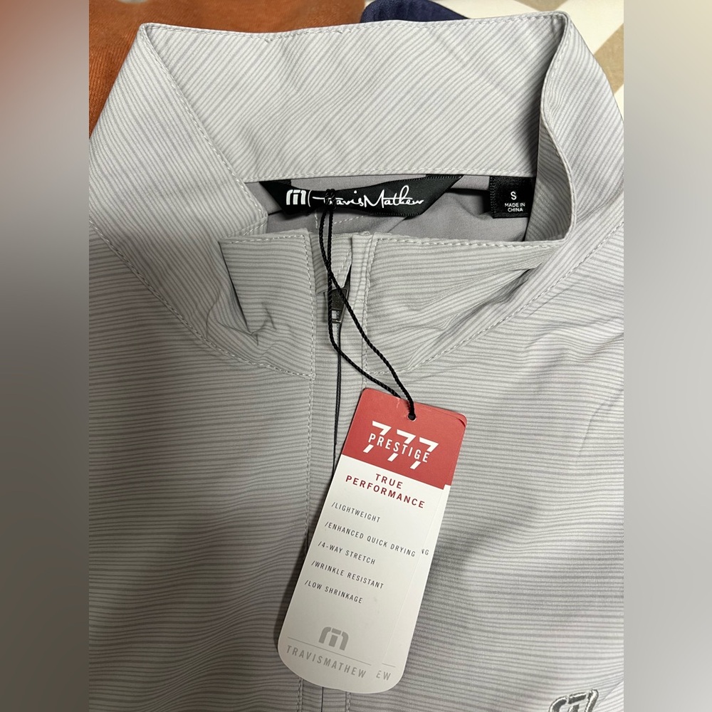 Travis Mathew Luca quarter zip golf windbreaker - Picture 6 of 9